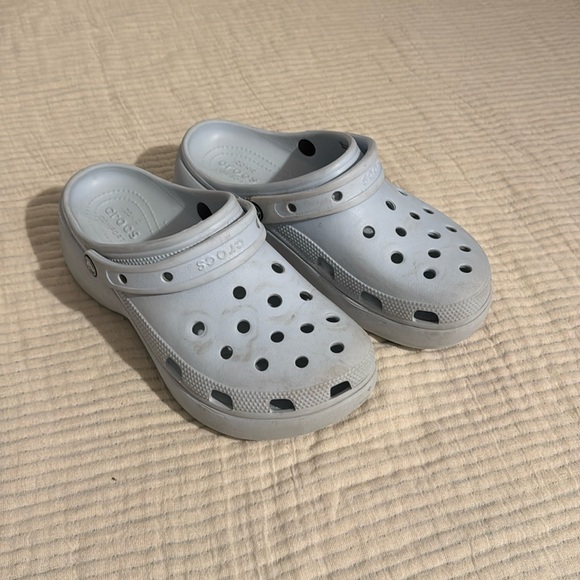 CROCS Shoes - Platform Crocs Clogs size W10